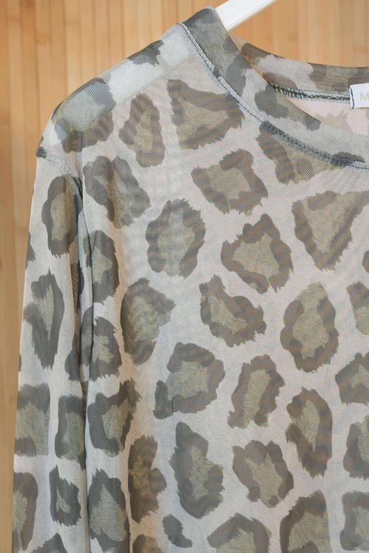 Bobby Mesh Layering Top Leopard Soft Khaki